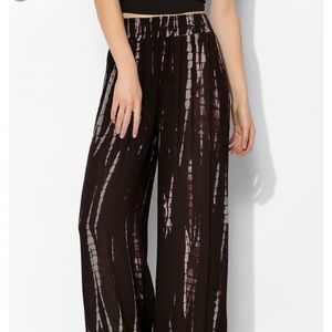 ECOTE Pasadena wise leg flare pants